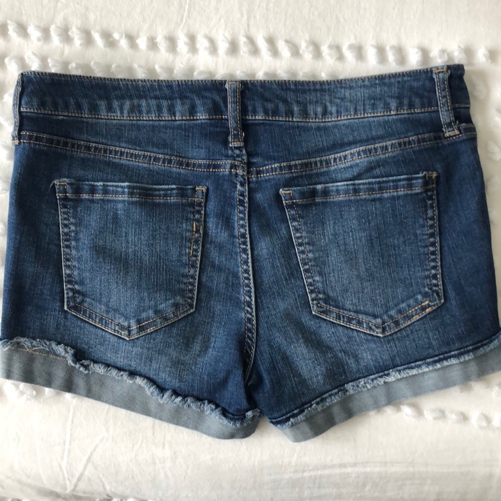 Celebrity Pink jean shorts- Style “The Honey” Size 5/27 - Picture 4 of 4